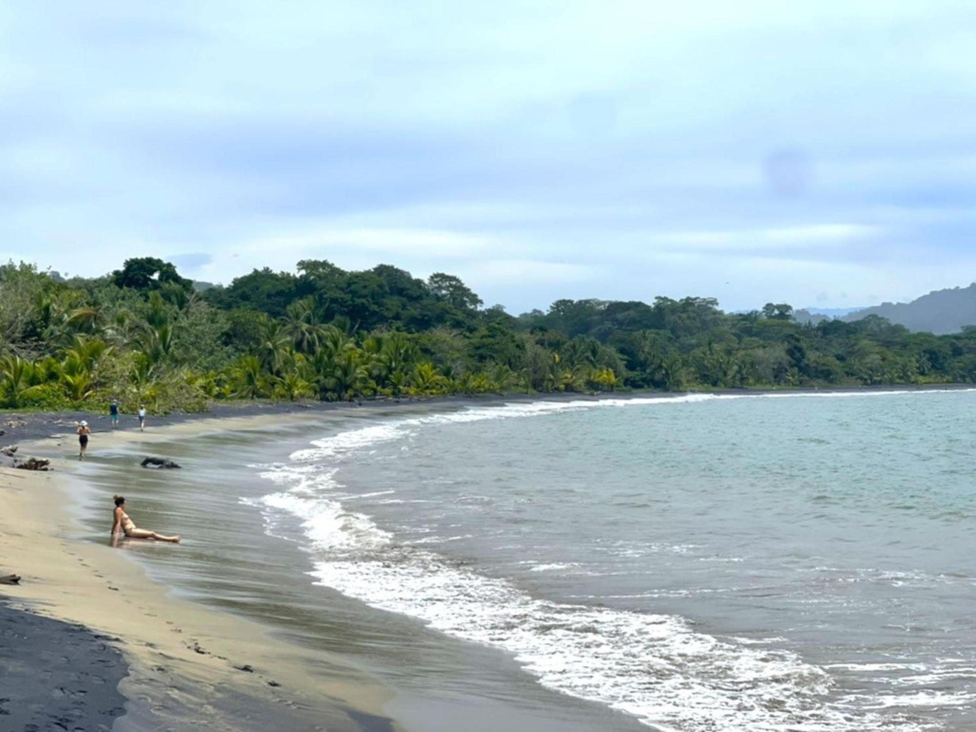 Casa Blanca Beachfront House With Shared Pool Access Pangea Lodge 만사니요 외부 사진