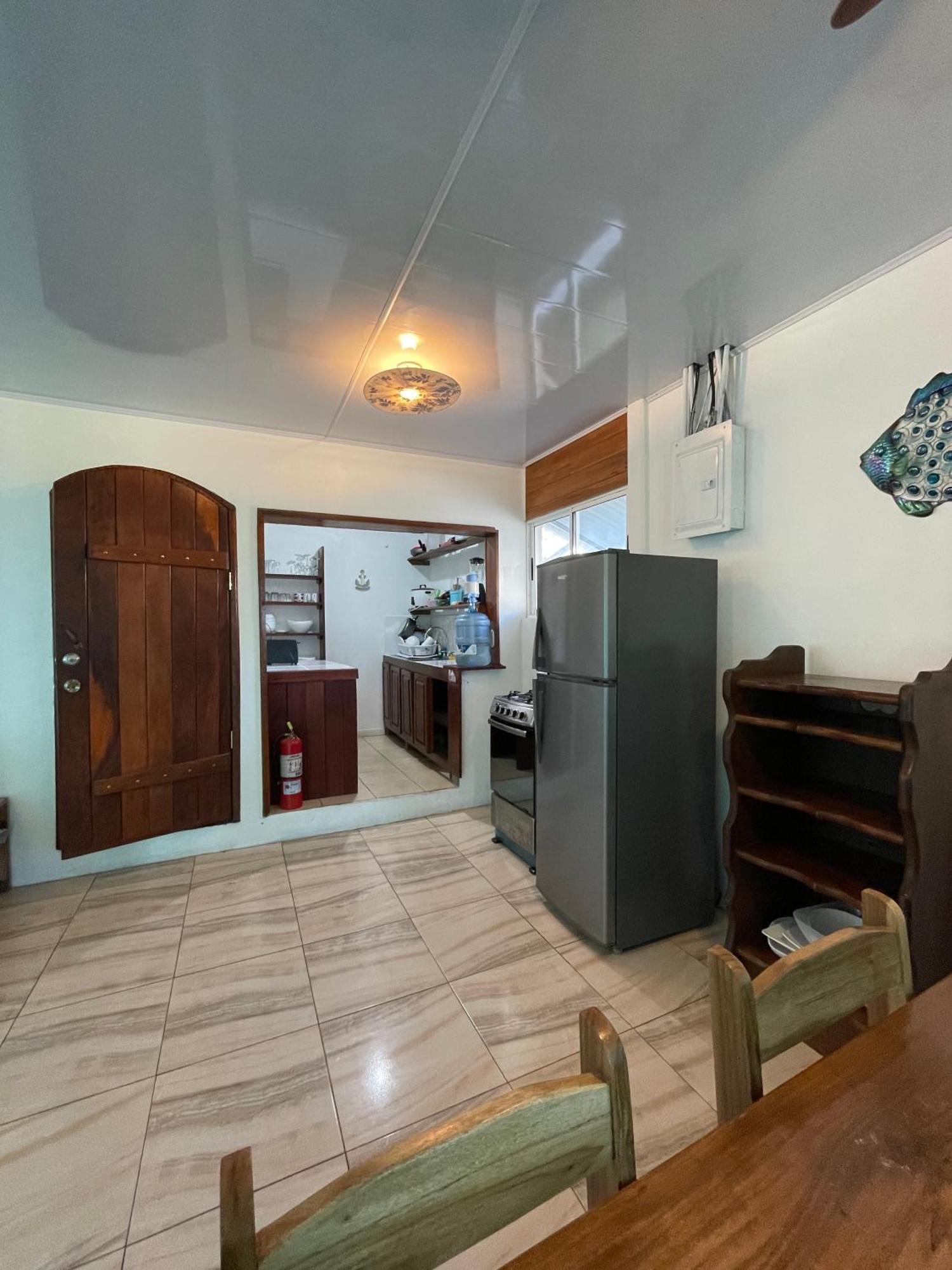 Casa Blanca Beachfront House With Shared Pool Access Pangea Lodge 만사니요 외부 사진